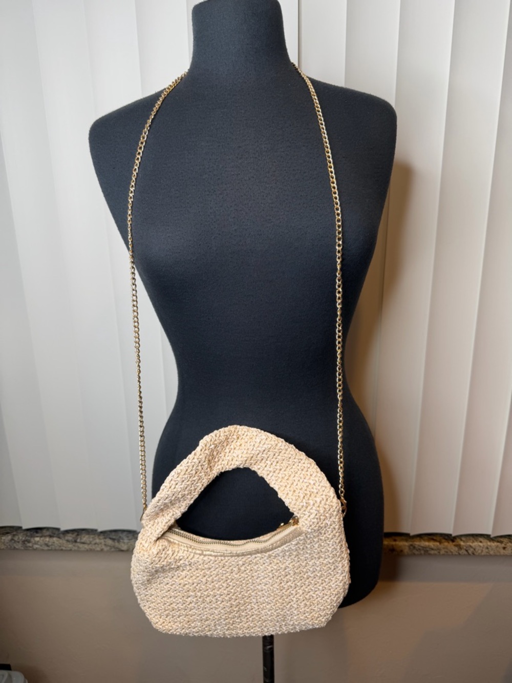 Isaac Mizrahi Summer Vaca Straw Clutch / Crossbody Bag W/Gold Chain